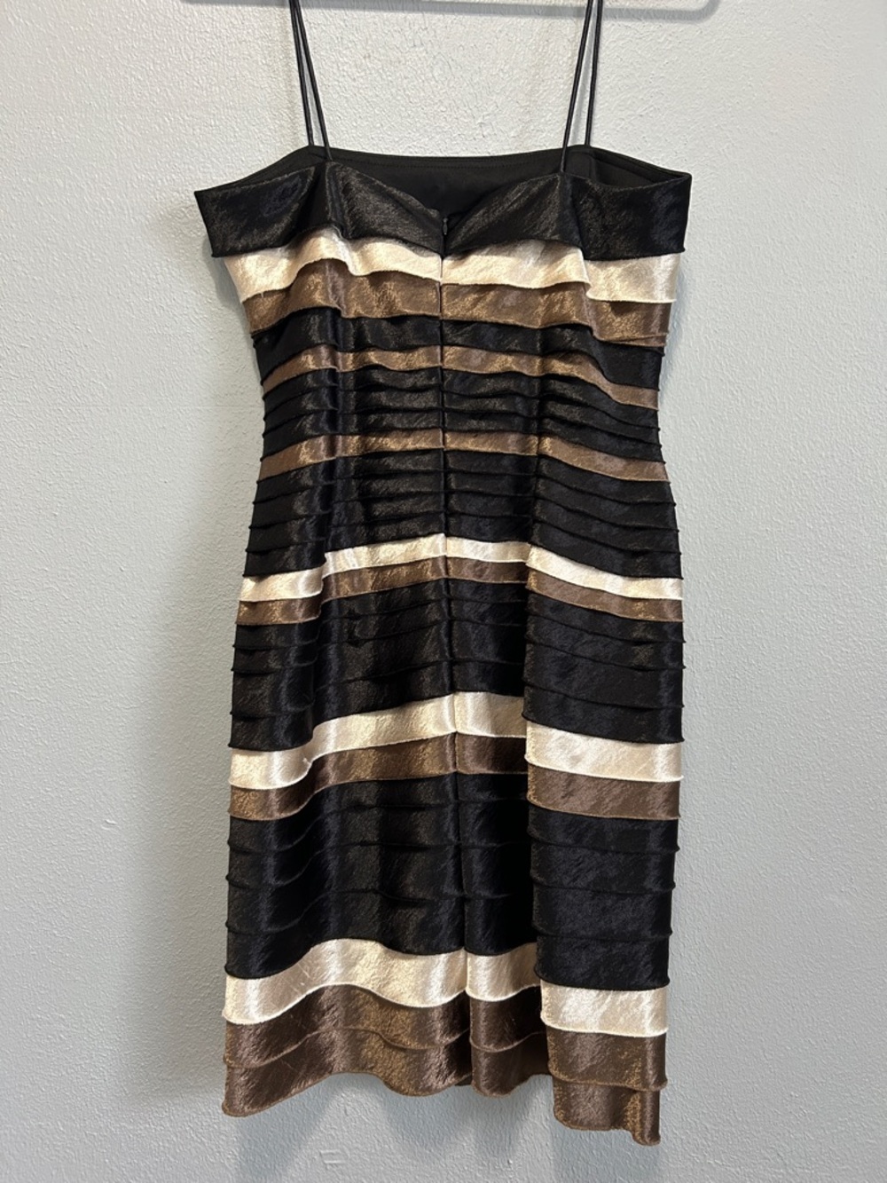 Dress-barn Black, Brown & Cream Strapless Layered Stripe Dress Size6 - Picture 2 of 7
